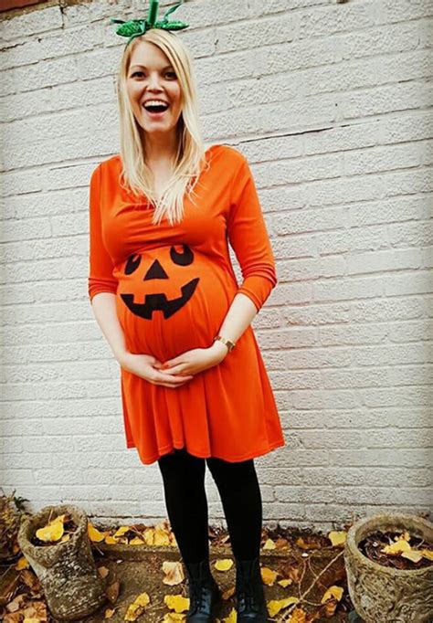 funny pregnant halloween costumes|cute pregnant halloween costumes.